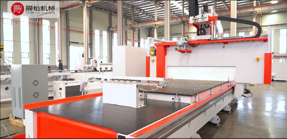 精準高效，晨燦機械CC-MS1640A-5S五軸木工機展實力