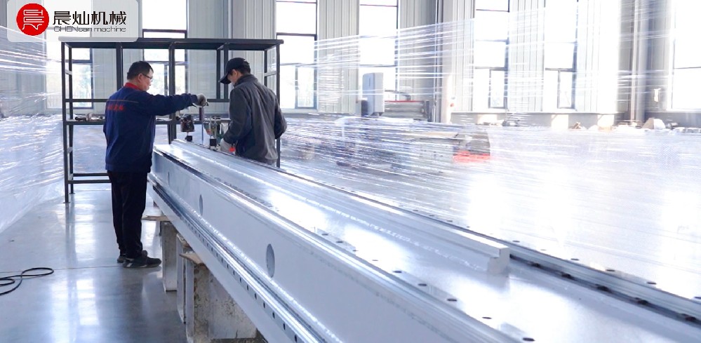 晨燦機械激光準直儀檢測設(shè)備精度