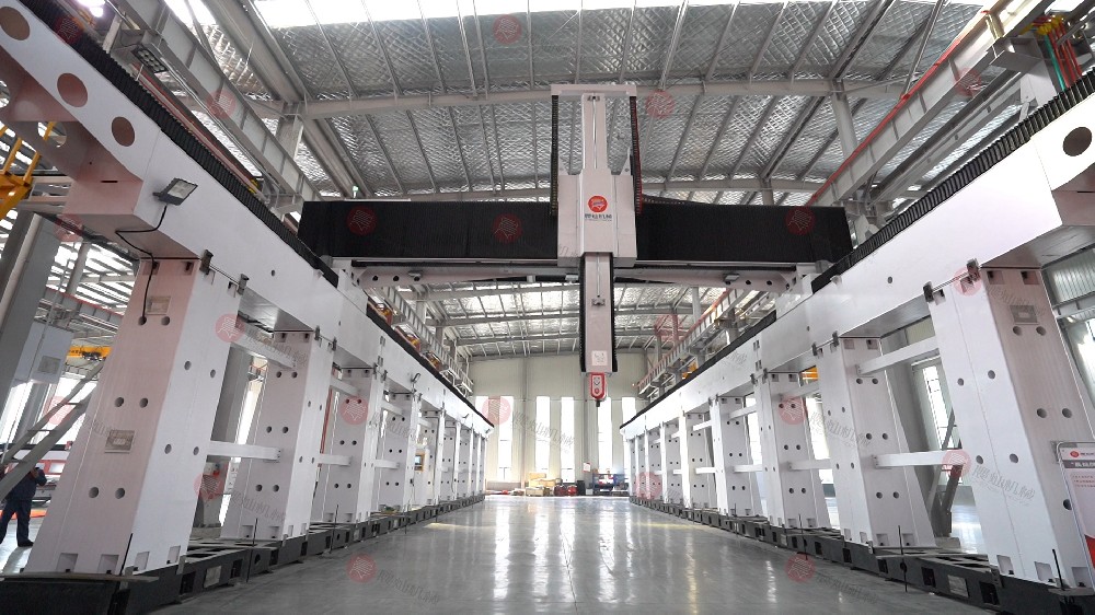65米風電五軸龍門加工中心_仰視_正視圖_全景__實拍__橫屏__TP00414.jpg