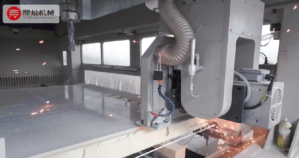 冷藏車/房車專用！晨燦廂板加工中心——高精度泡沫夾芯板專家！