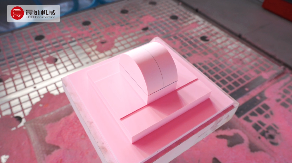 晨燦四軸龍門加工中心：刀刀有數(shù)，步步精準，沒得挑！