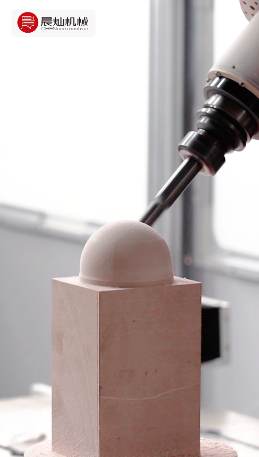 五軸極致工藝：代木模具一刀成型，絲滑質感直觀呈現！